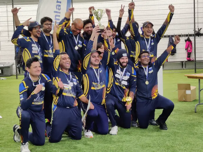 The champions lift the SM-viikko trophy